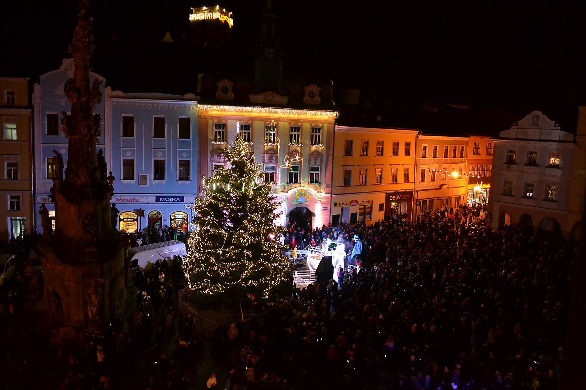 Česká města ve vánočním