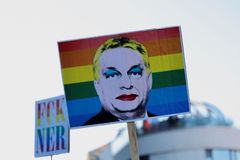 Orbán označil pochod hrdosti v Budapešti za ostudu, účast byla rekordní