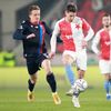 Jan Kopic a Lukáš Masopust v zápase 13. kola F:L Slavia - Plzeň