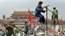 Dobové foto pořízené v roce 1989 v Pekingu v Číně. Připomínka masakru na náměstí Nebeského klidu, ke kterému došlo zejména v rozmezí 3. a 4. června roku 1989.