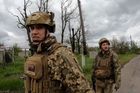 Ukrajince udivuje nemilosrdná taktika ruské pěchoty. Vymysleli jí padnoucí přezdívku