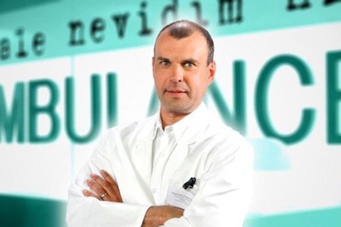 Petr Rychlý jako MUDr. Čestmír Mázl v seriálu Ordinace v růžové zahradě 2.