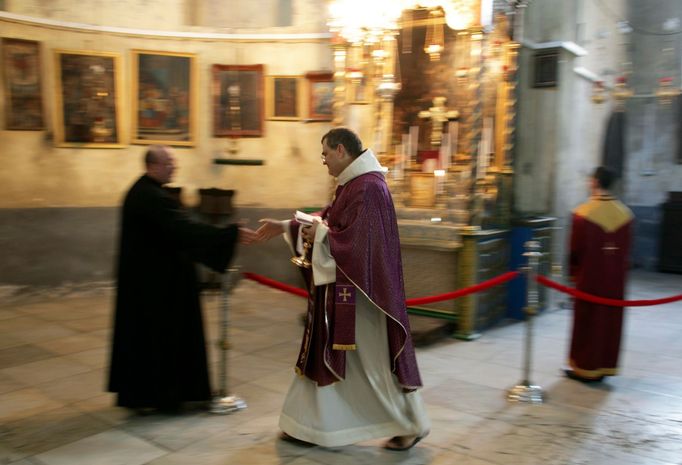 Nejvýznamnější památkou Betléma je chrám Narození Páně. Jednu z nejstarších křesťanských svatyní nechala na místě Ježíšova narození postavit svatá Helena, matka římského císaře Konstantina Velikého.