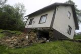 25. 5. - Nejhorší záplavy v Polsku za posledních 130 let. Zkázu na Visle a Odře si můžete prohlédnout ve fotogalerii - zde