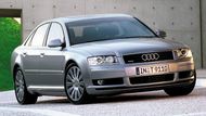 14.-13. Audi si v žebříčku drží ještě jednu pozici. V roce 2003 bylo prodáno Audi A8 4.2 l ze stejného roku za stejnou částku 2,4 milionu jako v případě R8 (ilustrační foto).