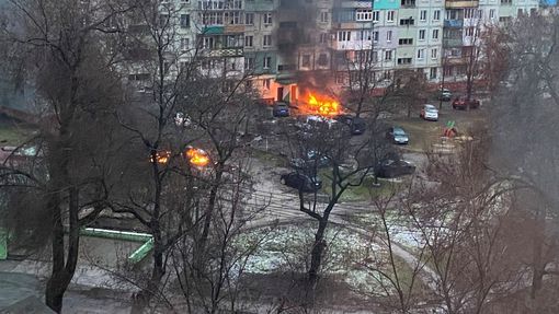 Ruský útok na Mariupol.
