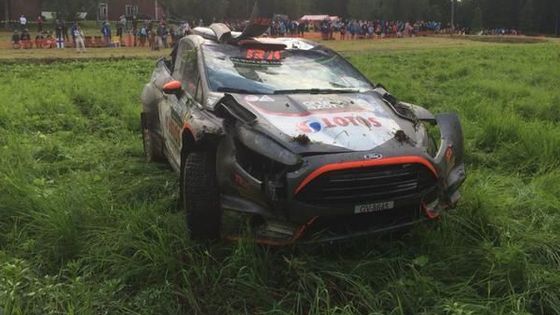 Letošní Finská rallye se stala průměrem 125,44 km/h vůbec nejrychlejším podnikem historie světového šampionátu v automobilových soutěžích. Není divu, že se při ní udála celá řada divokých karambolů.