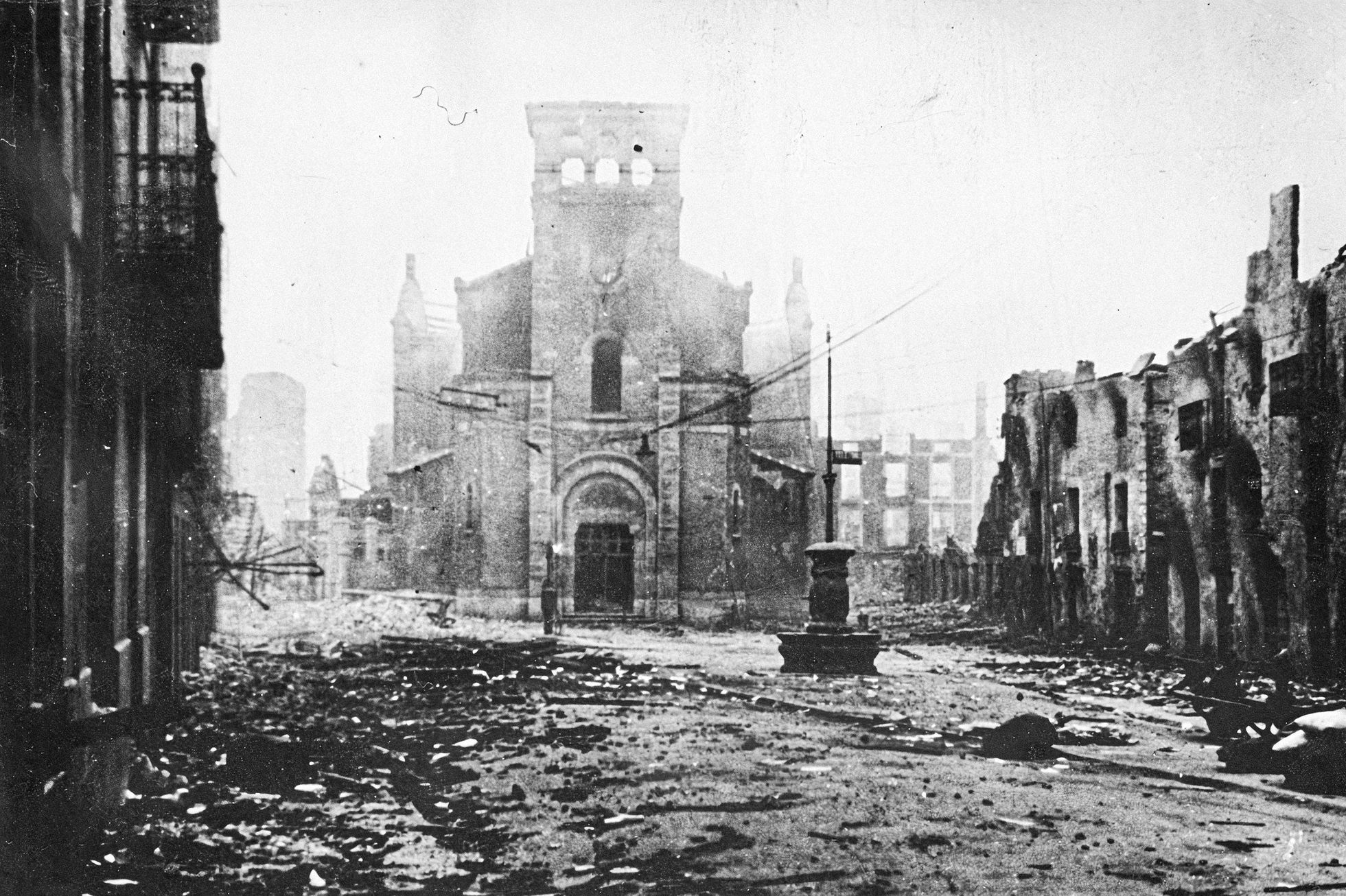 Fotogalerie / Guernica / Španělská občanská válka / Bombardování / Před 85 lety bylo baskické město Guernica ničivě bombardováno německým letectvem