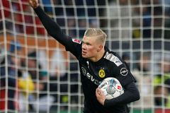 Fenomén. Haaland při premiéře za Dortmund nasázel Koubkovi hattrick za 20 minut