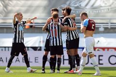 Newcastle - West Ham 3:2. Kladiváři překvapivě prohráli a komplikují si boj o LM