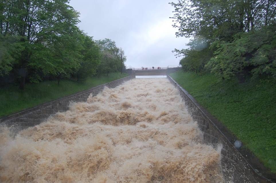Povodně - Přehrada Bystřička - 2010