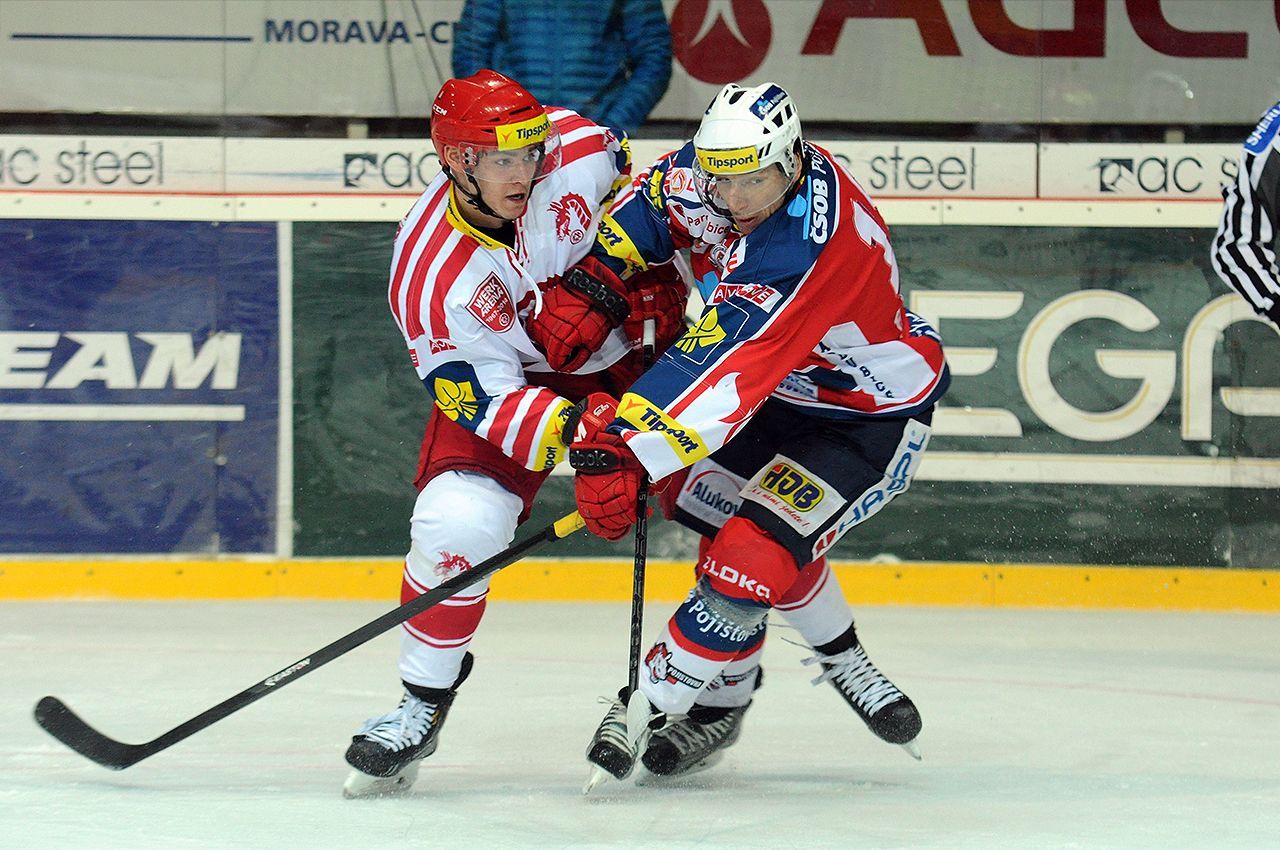 Play off: Třinec - Pardubice (Benák)