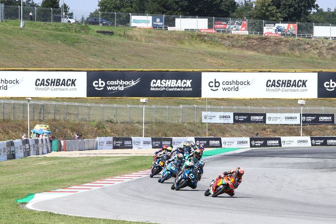 Kaito Toba na KTM v Grand Prix České republiky třídy Moto3 v Brně 2020