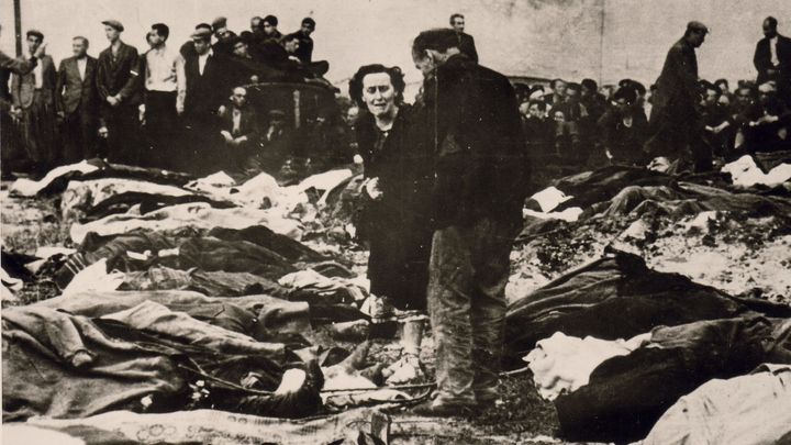 Češi v krvavé zemi. Sověti desítky českých vězňů při útoku nacistů raději zavraždili; Zdroj foto: Národní muzeum - památník obětem okupačních režimů, Lvov