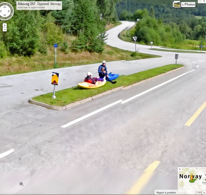 Reprofoto (výřez) z mapovací 3D služby Google Street View, kterou provozuje již přes 15 let americká společnost Google LLC.