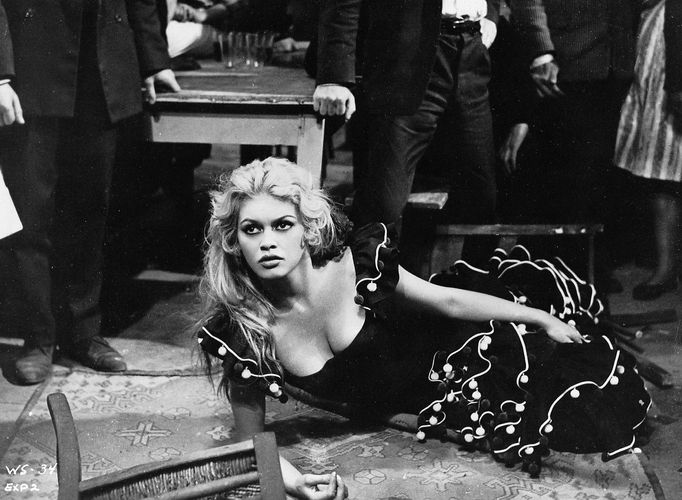 Brigitte Bardot ve filmu La Femme et le pantin.