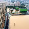 čína záplavy čeng-čou che-nan
