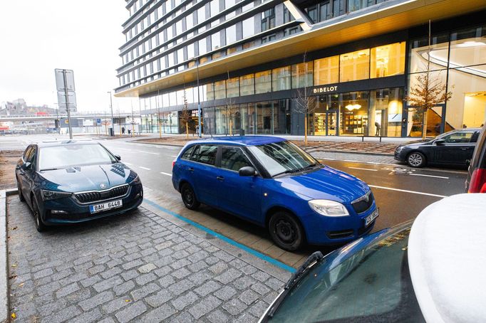 Masaryčka a nová ulice Na Florenci a problémy s dopravou a parkováním.