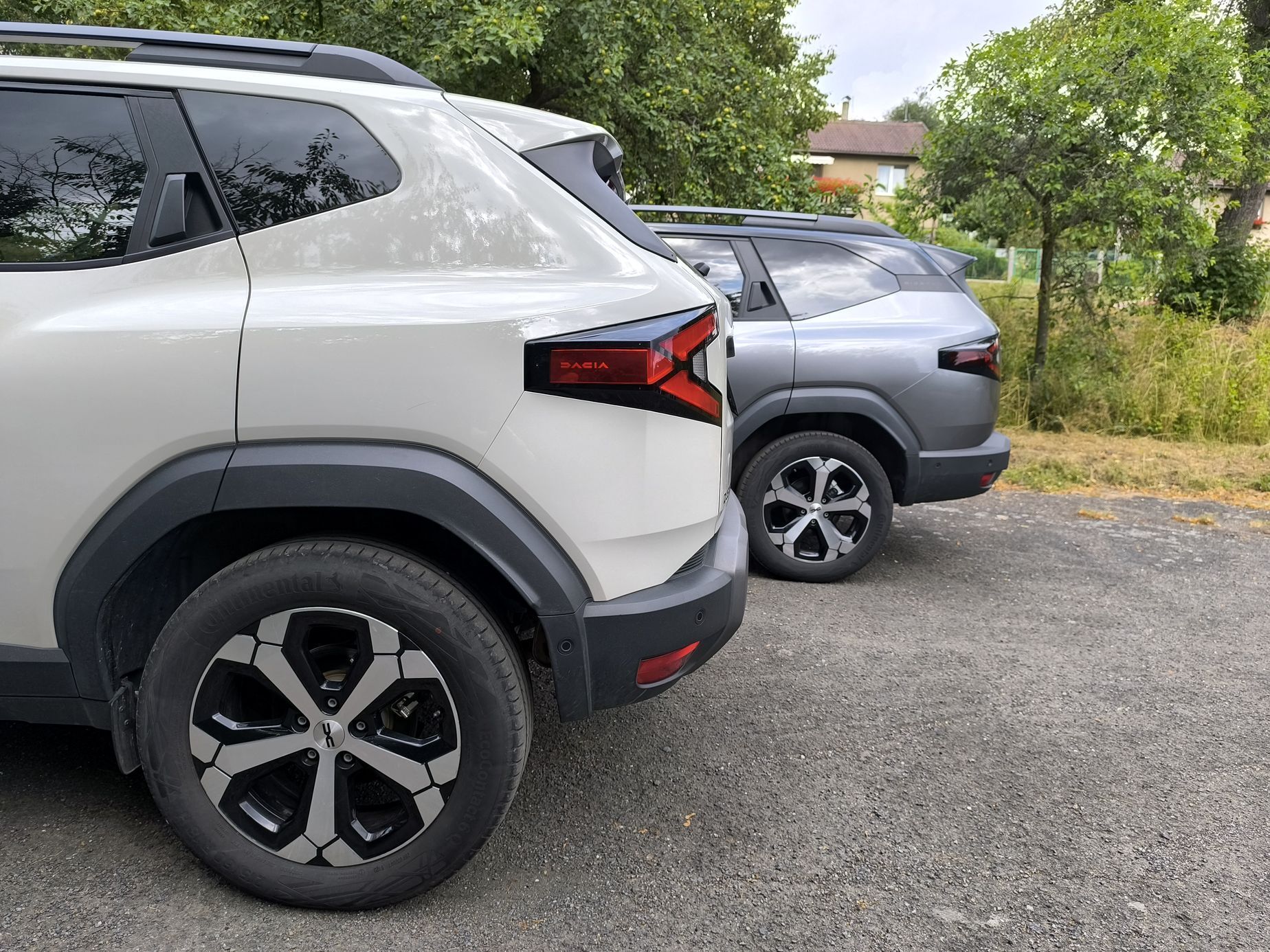 Dacia Bigster a Dacia Duster