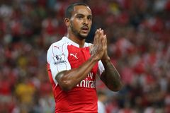 Arsenal a Chelsea nad propastí. Hrozí šokující anglická blamáž