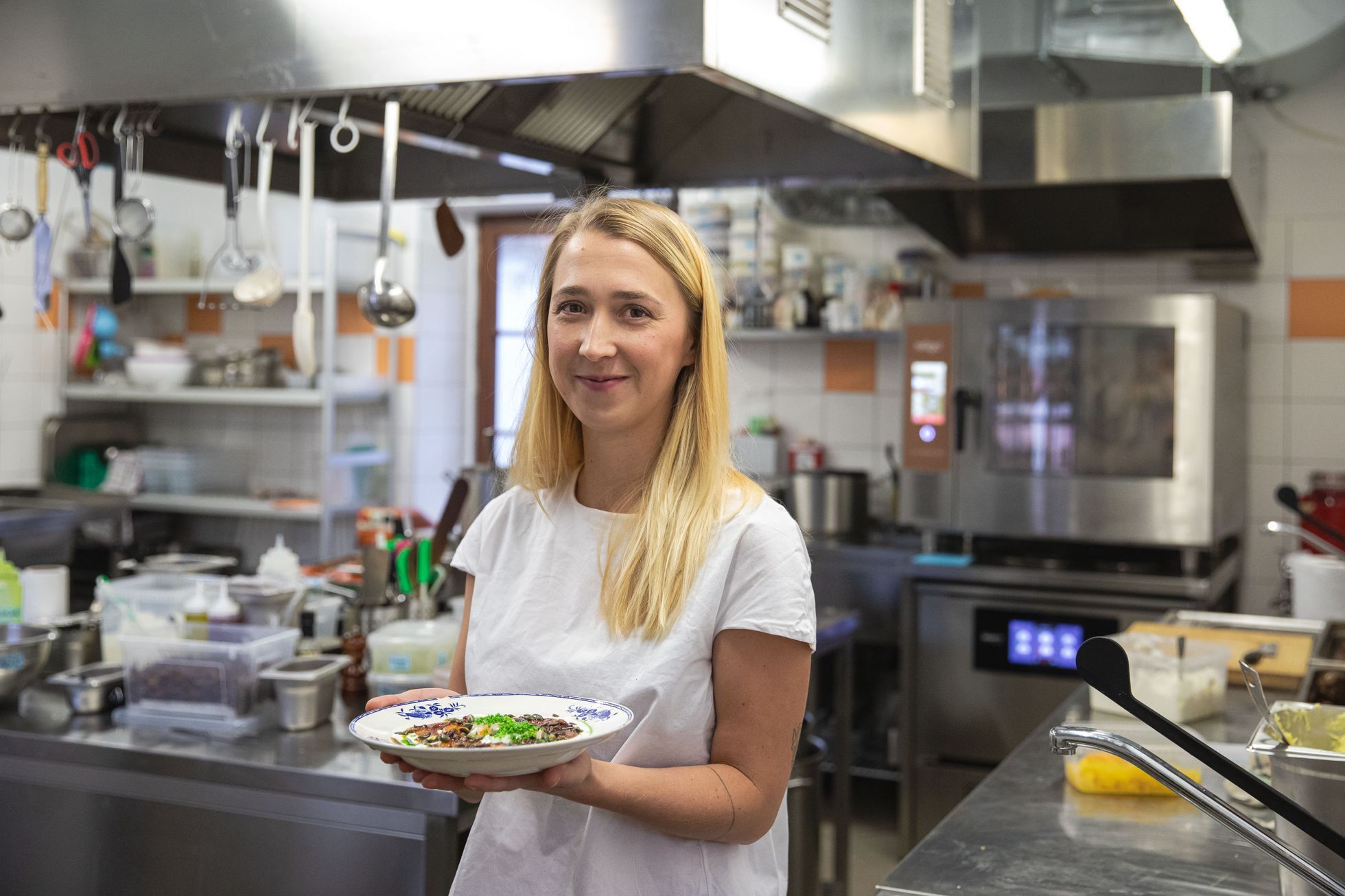 Bistro Karel v pražské Troji, gastronomie