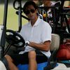 Celebrity hrají golf (herec Adrien Brody)
