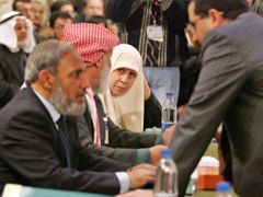 Parlament ovládaný Hamasem včera poprvé zasedal.