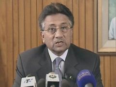 Mušaraf včera oznámil v televizi své odstoupení