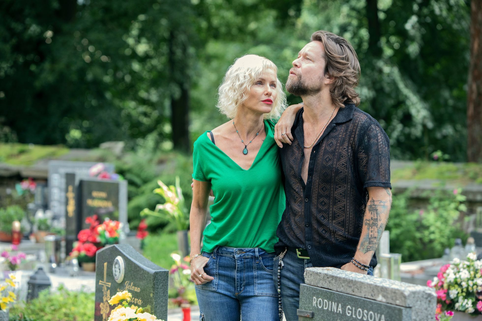 Chotěvice, Karin Babinská,režisérka, herečka, spisovatelka písničkář, herec, Richard Krajčo, frontman kapela Kryštof, Kostel sv. Petra a Pavla, umění,  pop art