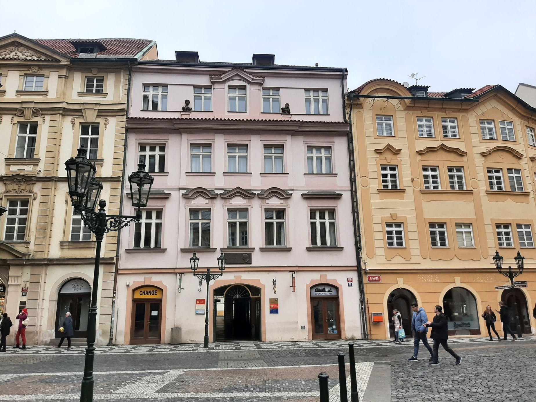Eduard Šimon, Celetná ulice