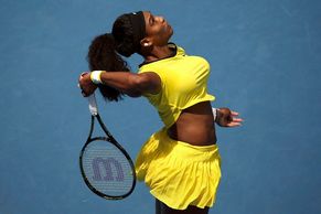 Australian Open: Žlutý minimalismus Sereny, utrpení Kvitové, vítězný Berdych