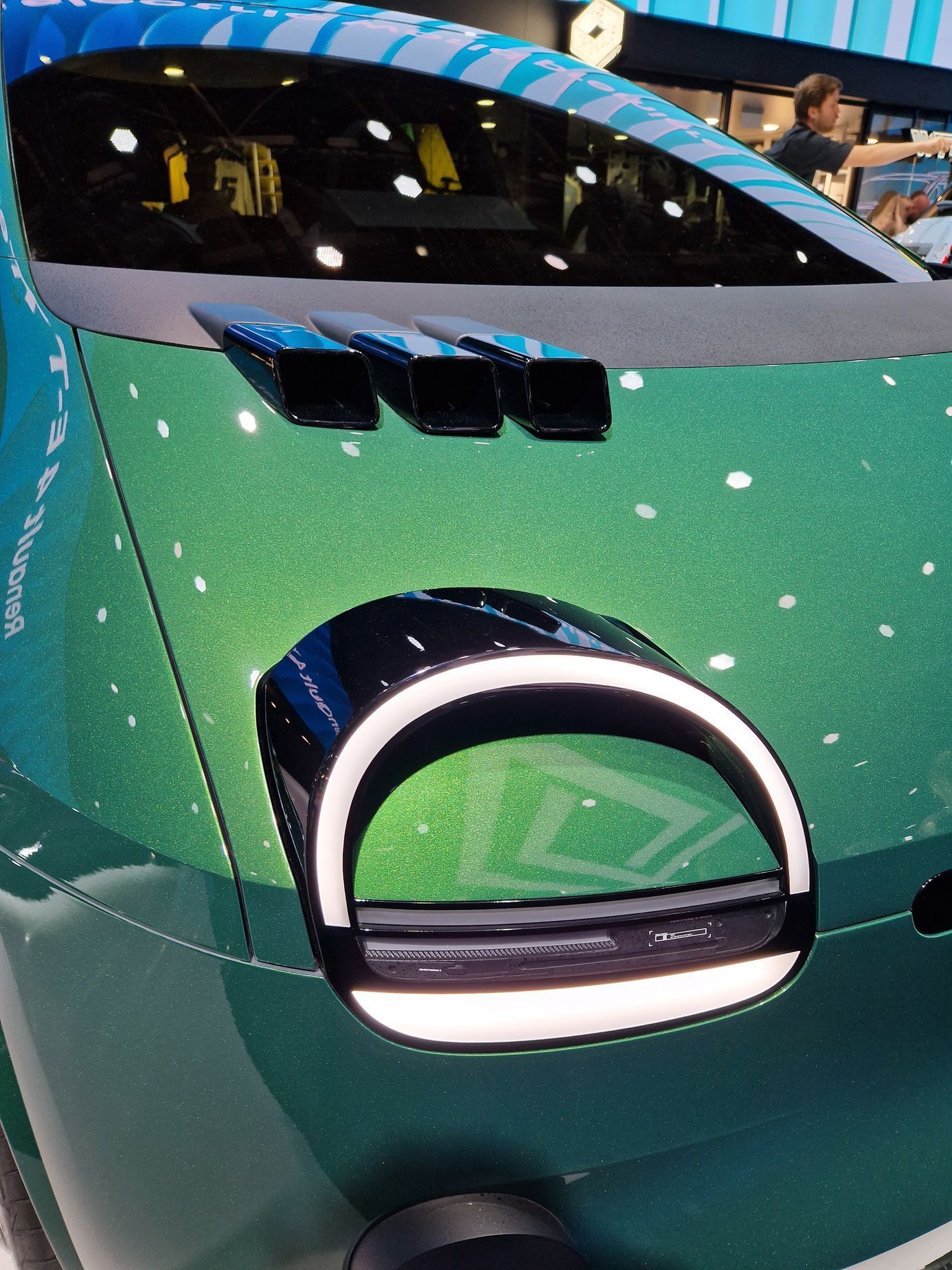 Renault stánek Paříž
