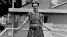 Frida Kahlo 14. dubna 1939 ve svém domě v Mexico City.