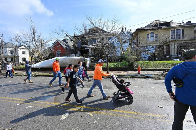 Tornádo v Tennessee.