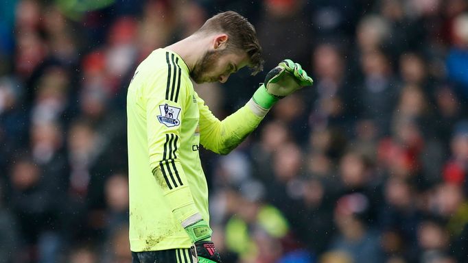 Zklamaný brankář Manchesteru United David de Gea po porážce na hřišti Sunderlandu.