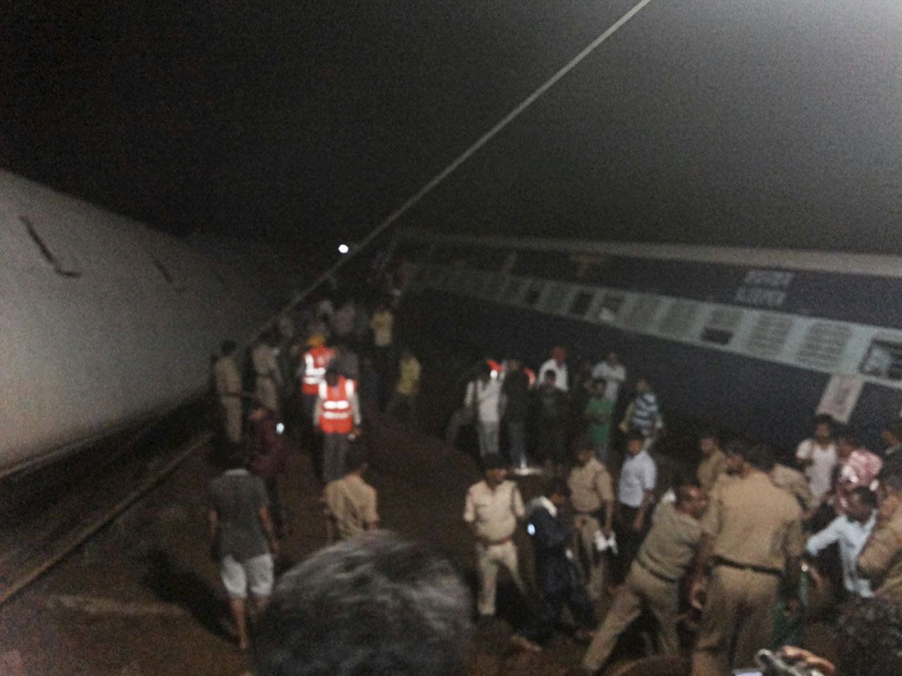 V Indii vykolejily vlaky: Nejméně 24 mrtvých