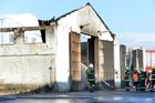 Hala u Prahy hořela asi kvůli závadě, hasiči vyloučili úmyslné založení i nedbalost