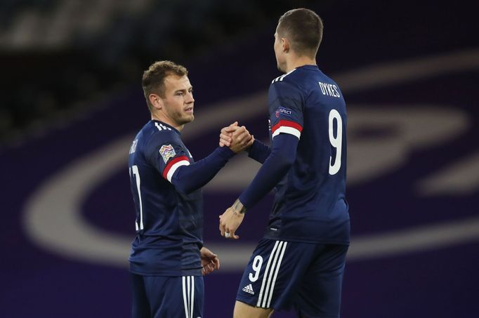 Ryan Fraser se raduje z branky v síti Česka