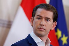 Nejmladší rakouský kancléř končí v politice. Kurz odstoupí z čela lidovců