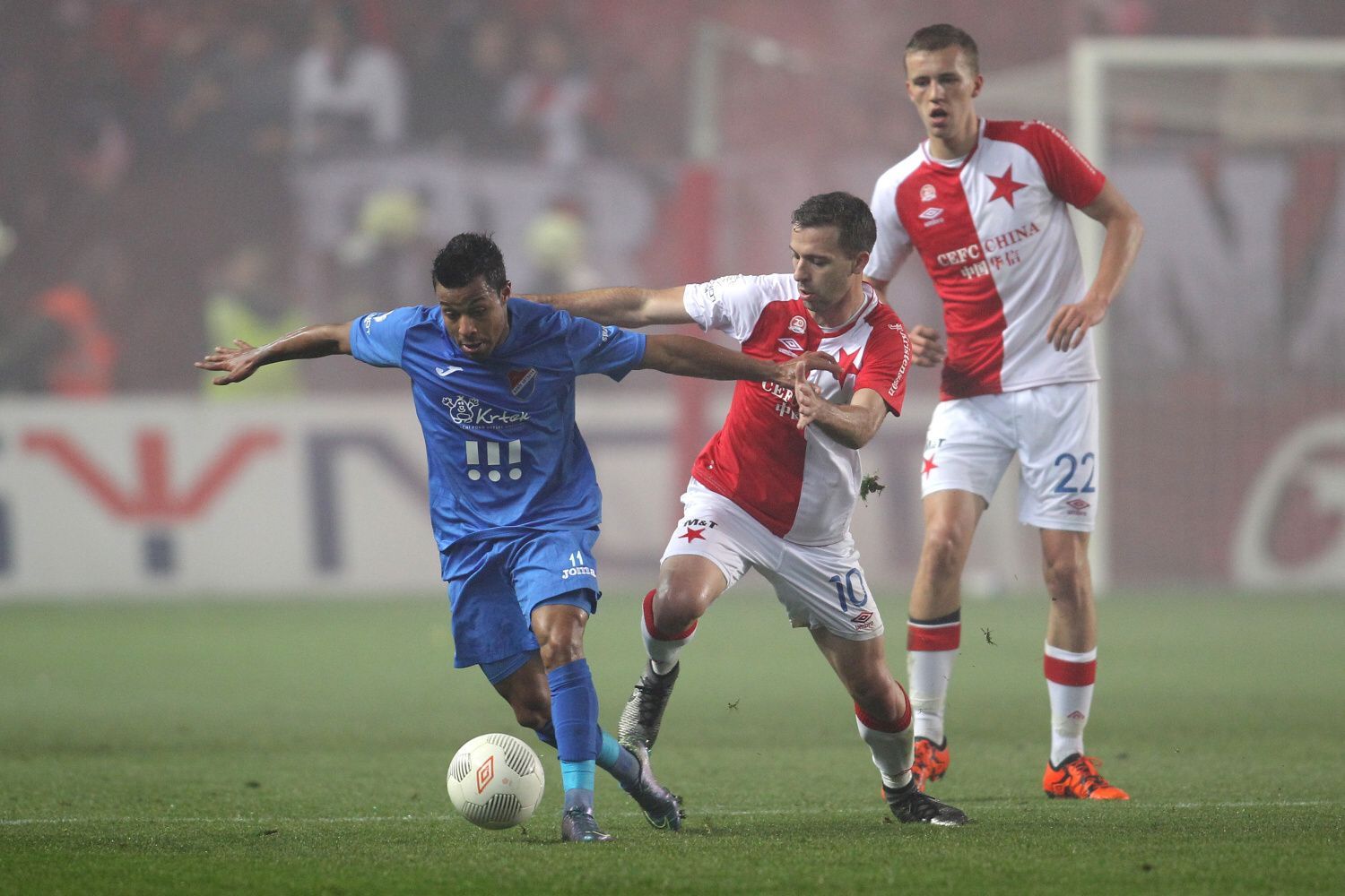 SL, Slavia-Baník: Josef Hušbauer - Dyjan Carlos de Azevedo