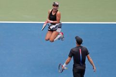 Matteková-Sandsová slaví na US Open triumf v mixu. Na titul dosáhla s Murrayem