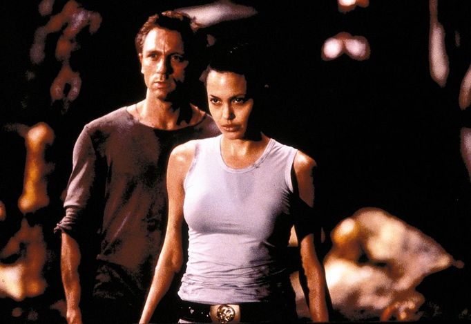 2001 - Lara Croft: Tomb Raider - Movie Set 2001; Lara Croft: Tomb Raider. Original Film Title: Lara Croft: Tomb Raider, PICTURED: ANGELINA JOLIE, Director: Simon West, IN CAST: Angelina Jolie, Daniel Craig, Jon Voight