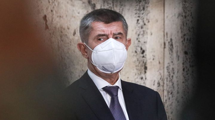 Nouzový stav mohou mít kraje, které požádají, řekl Babiš. Věří, že to udělají všechny