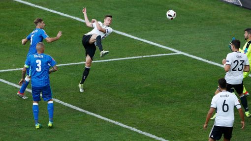 Euro 2016, Německo-Slovensko:Julian Draxler dává gól na 3:0