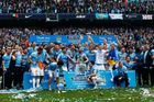 Manchester City vybojoval druhý titul během třech let. Podívejte se, jak hráči slavili.