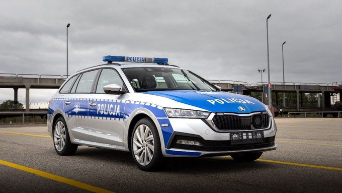 Škoda Octavia Combi iV v polských policejních barvách.