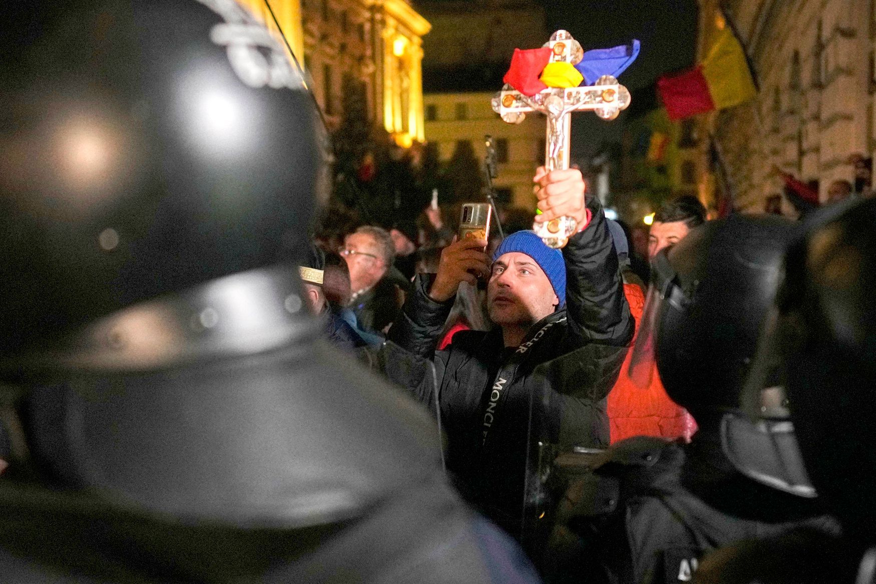 Calin Georgescu, Rumunsko, protesty