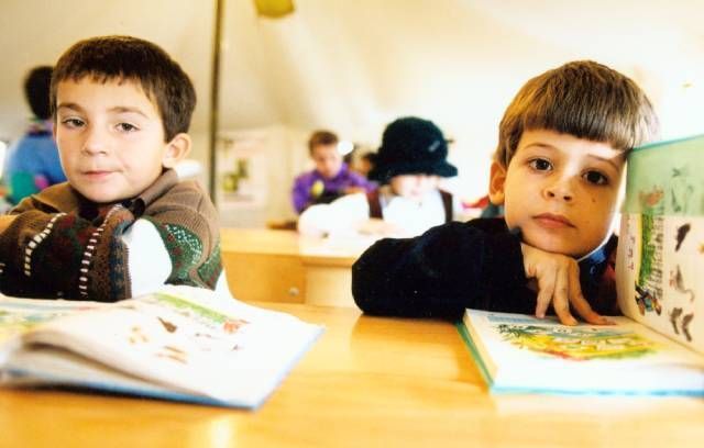 Člověk v tísni slaví