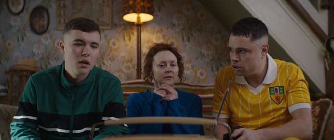 Fotografie z filmu Kneecap.