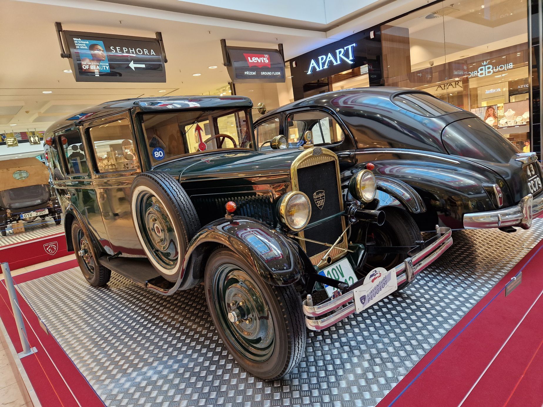 Peugeot výstava Arkády Pankrác
